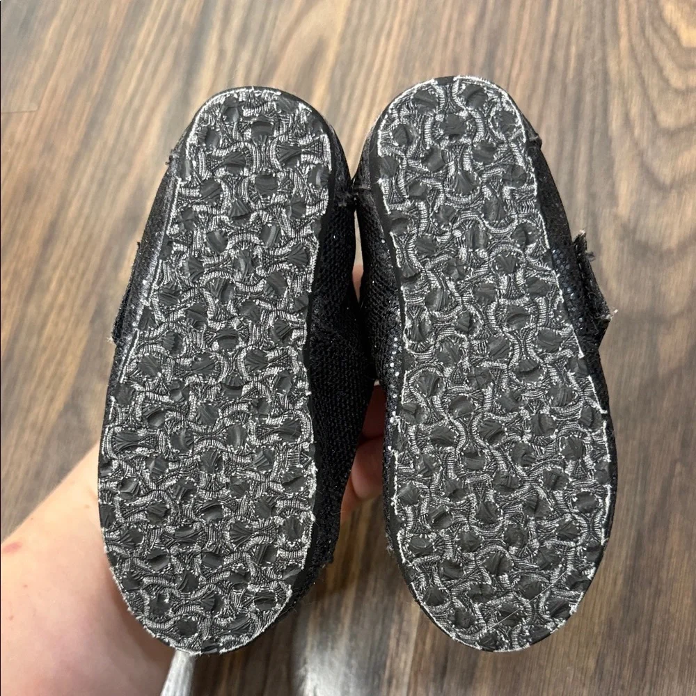 TOMS Kids Glittery Black Moccasins